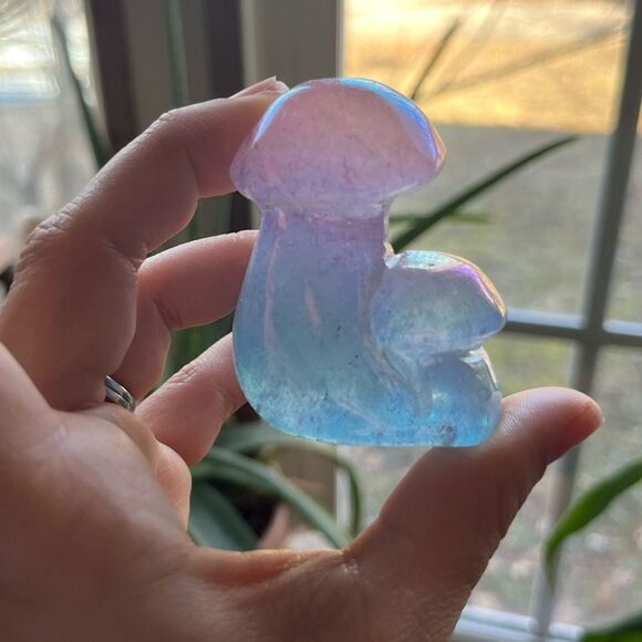 Aura Crystal Quartz Double Mushroom Carving 99g, 2.25”x1.75” - Picture 3 of 7